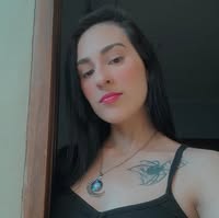 Letícia Dellatorre